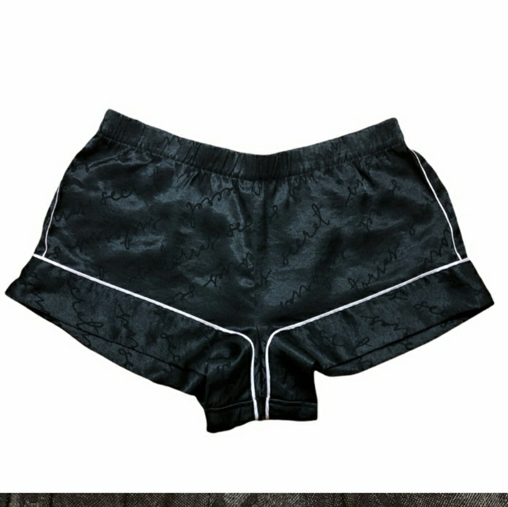 VICTORIA’S SECRET Black Signature Sleep Shorts Sz M